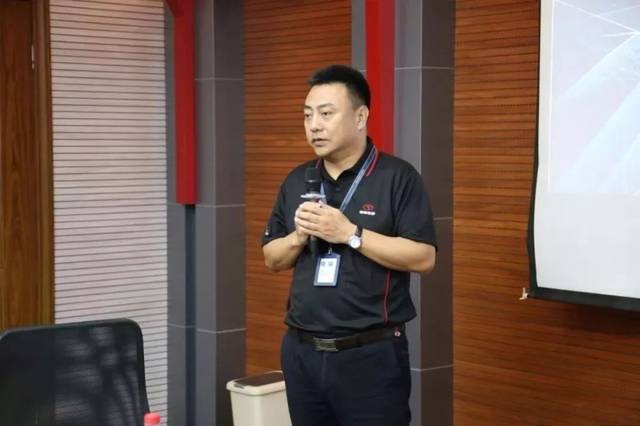 走进工厂、业务培训 新主流媒体汽车联盟对话上汽大通与东南汽车